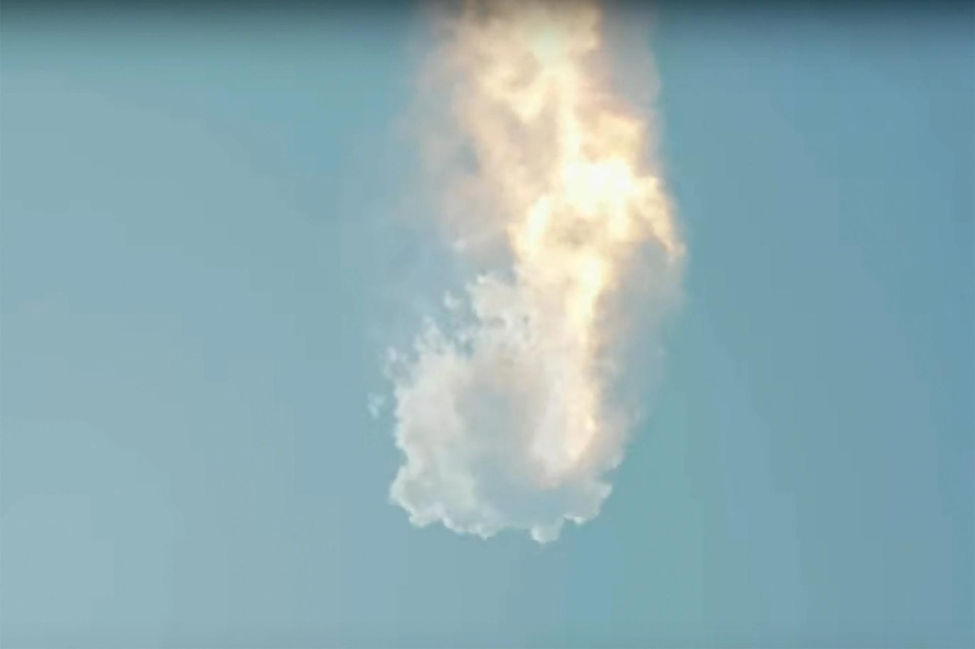 A view of the SpaceX Starship exploding after launch