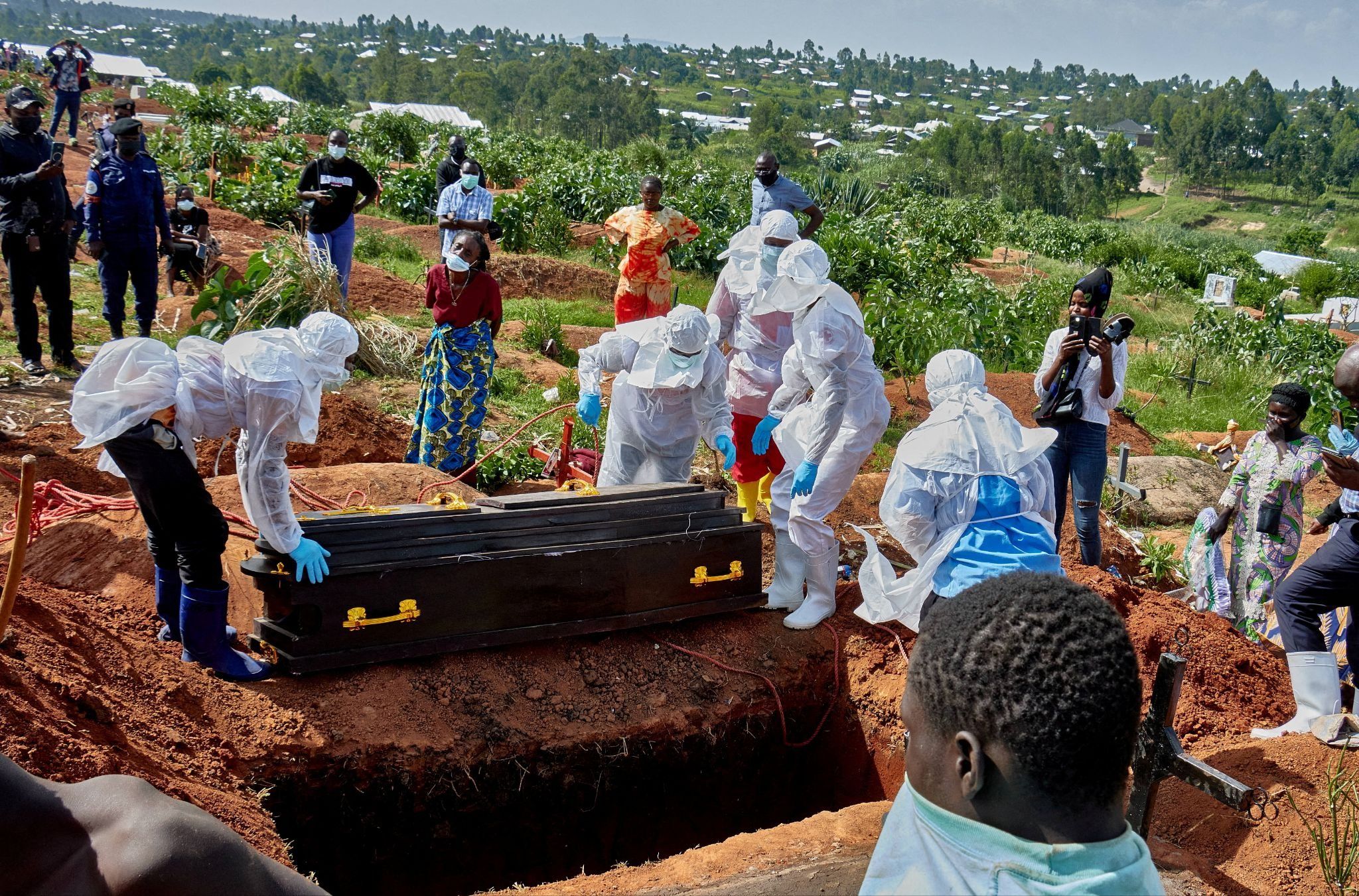 African health authorities insist Ebola outbreak can be stopped